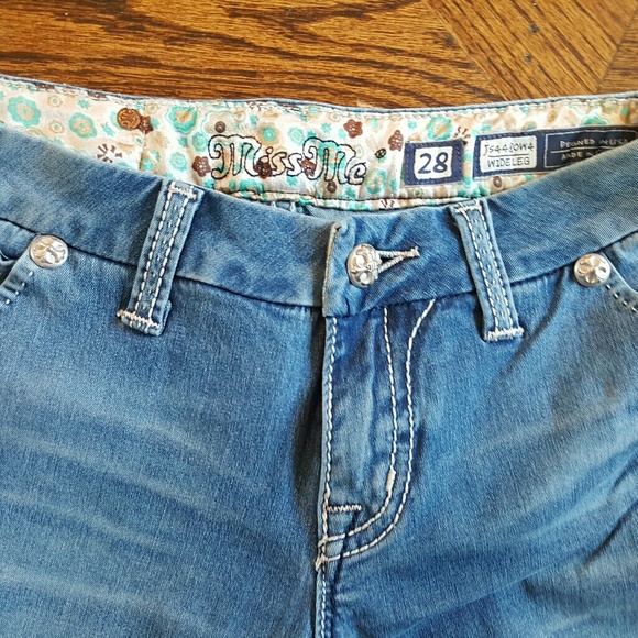 Miss Me Jean's, 28 - Picture 2 of 4